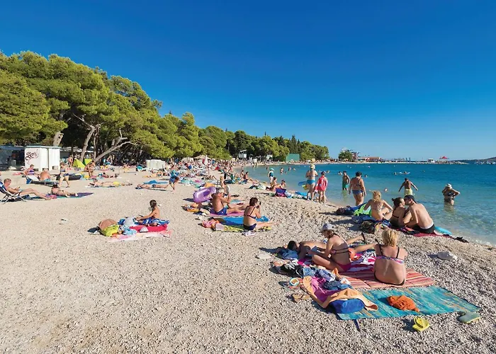 Awesome In Apartmán Biograd Na Moru
